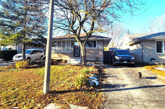 16 Overlea Crescent