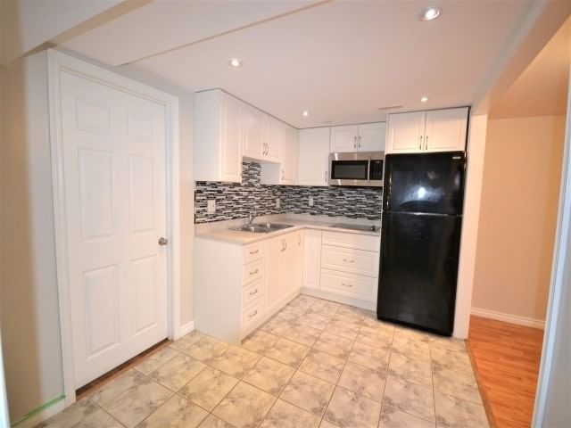 Bsmt. - 260 Green Rd, Hamilton, L8E4J8 | Image 3