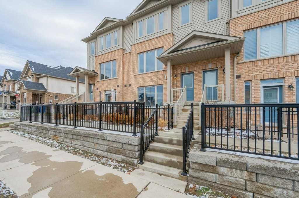 Townhouse sold at 172 Law Drive, Guelph, Grange Hill East, N1E 0H5 - MLS: X5844809