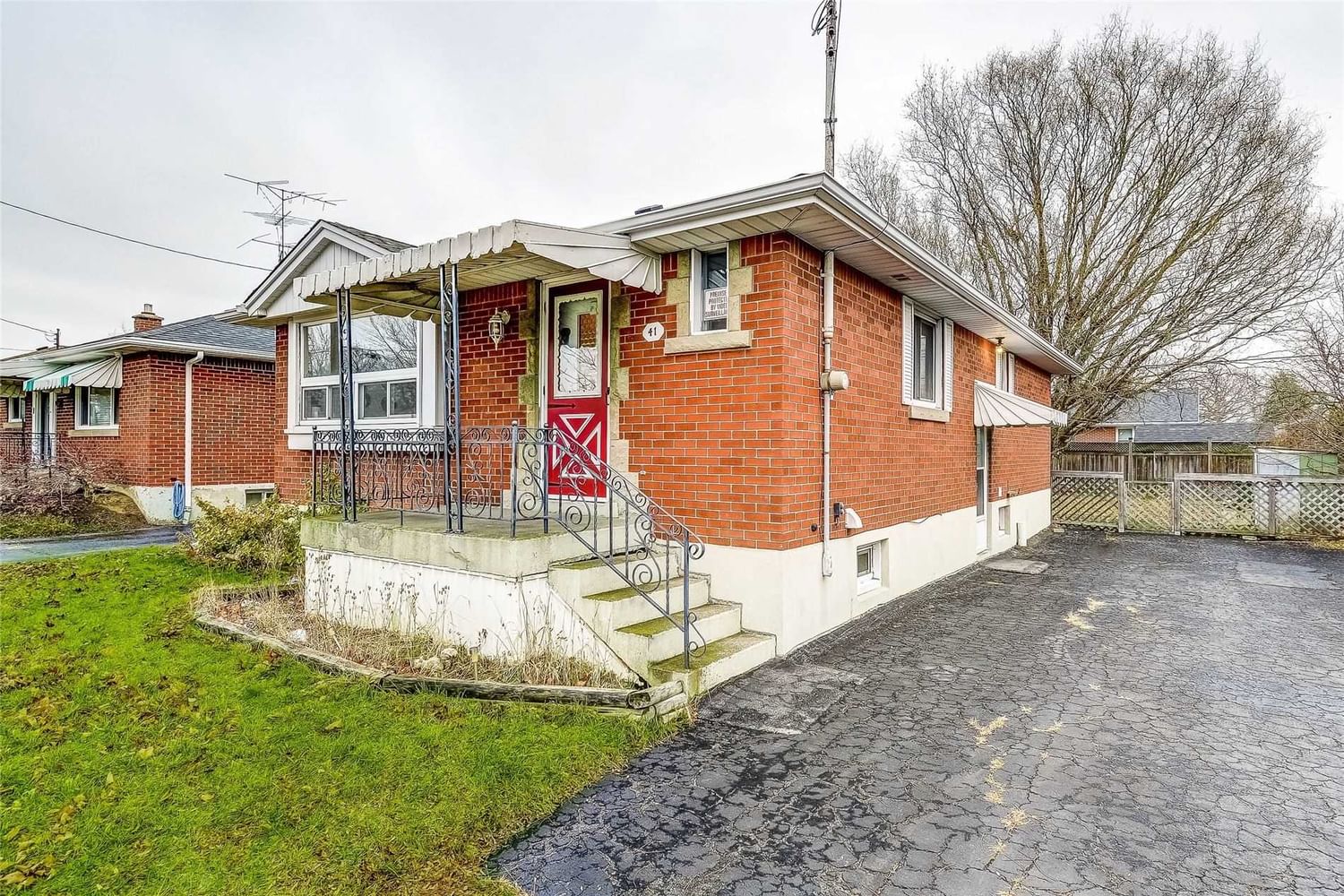 Listing photo 3