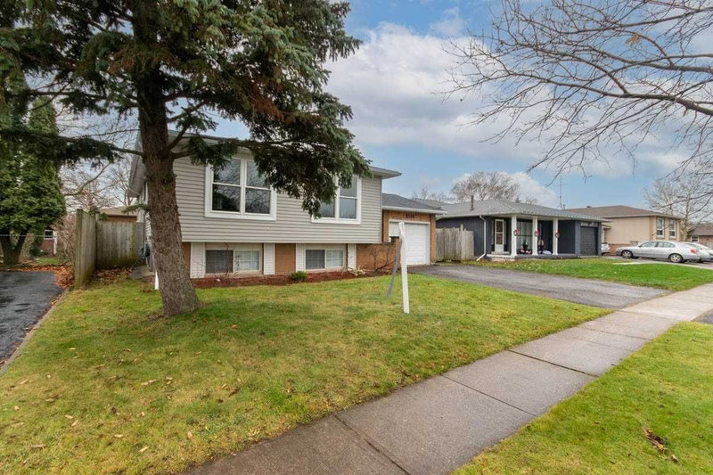 8146 Westwood St, Niagara Falls, L2H 1Y2 | Image 3