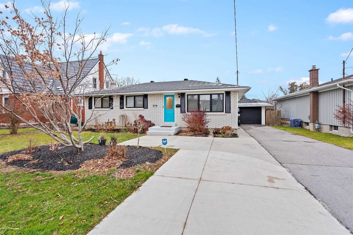 Detached House sold at 259 Lakeshore Road, St. Catharines, L2M 1R9 - MLS: X5849902