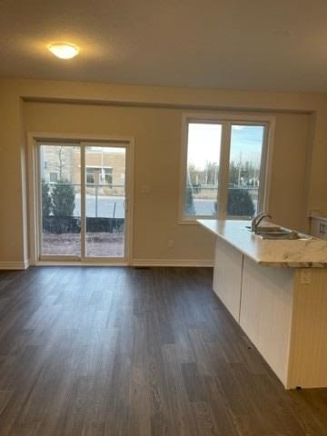 6 Mockingbird Lane, Hamilton, L8E 0K7 | Image 3