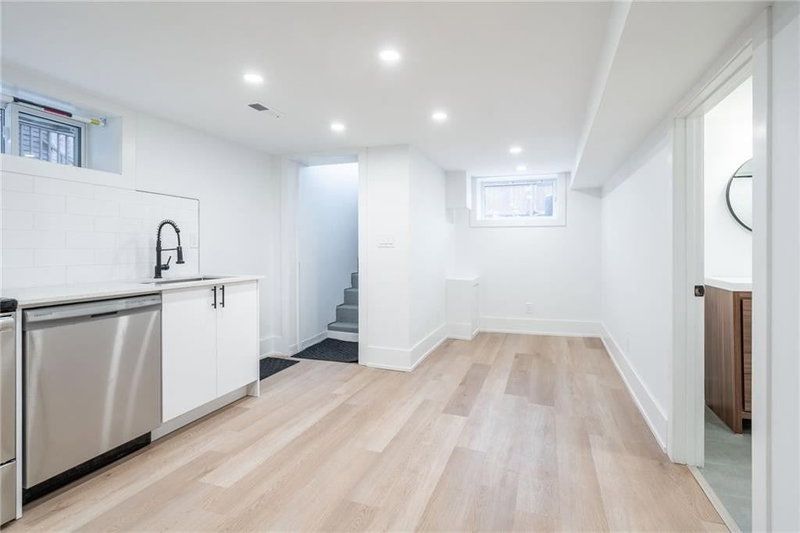 Unit 1 - 204 Balsam Ave S, Hamilton, L8M3B8 | Image 3