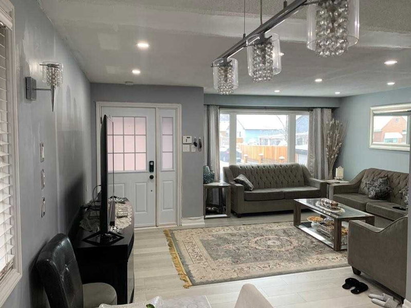 640 Tate Ave, Hamilton, L8H 6L3 | Image 2