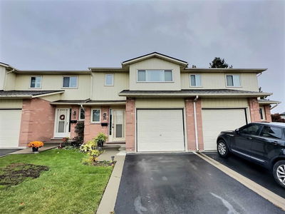 Townhouse sold at 39-1675 Upper Gage Avenue, Hamilton, Broughton, L8W 3R8 - MLS: X5852366