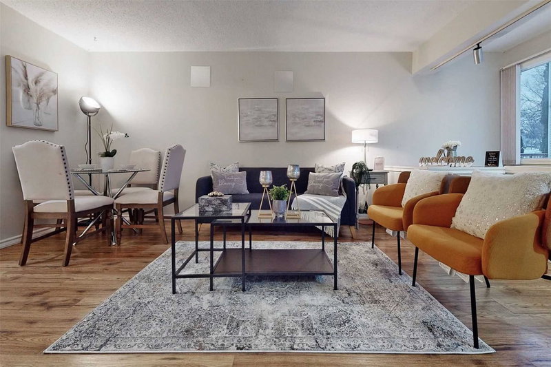 596 Strasburg Rd, Kitchener, N2E 1T8 | Image 3