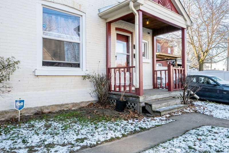 33 Rose Ave, Brantford, N3S 2M3 | Image 2