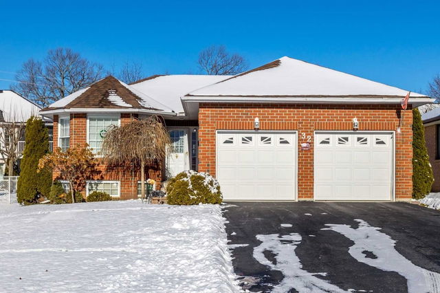 32 Hillview Drive