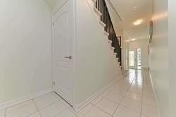 137 Borers Creek Circ, Hamilton, L5B 1W3 | Image 3