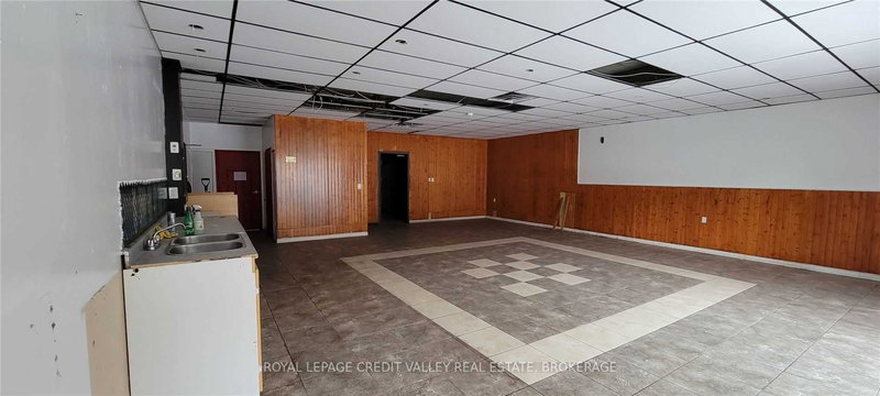 132 Queen St S, Hamilton, L8P 3S2 | Image 2