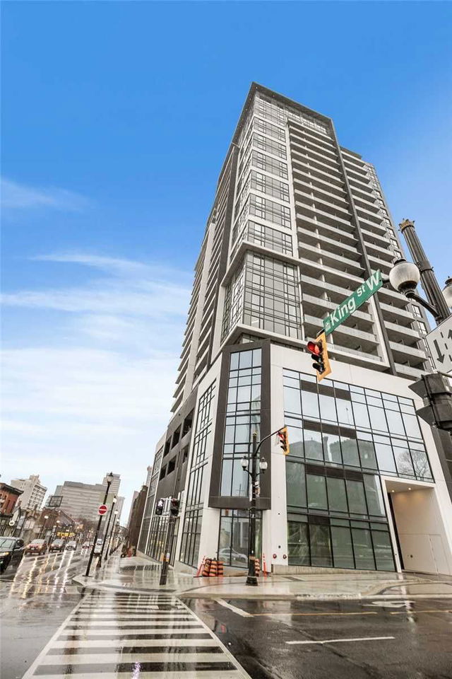 2206 - 15 Queen Street