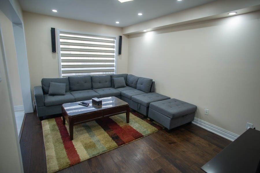 Listing Image 7
