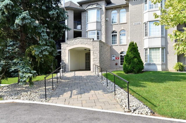 203 - 970 Golf Links Road
