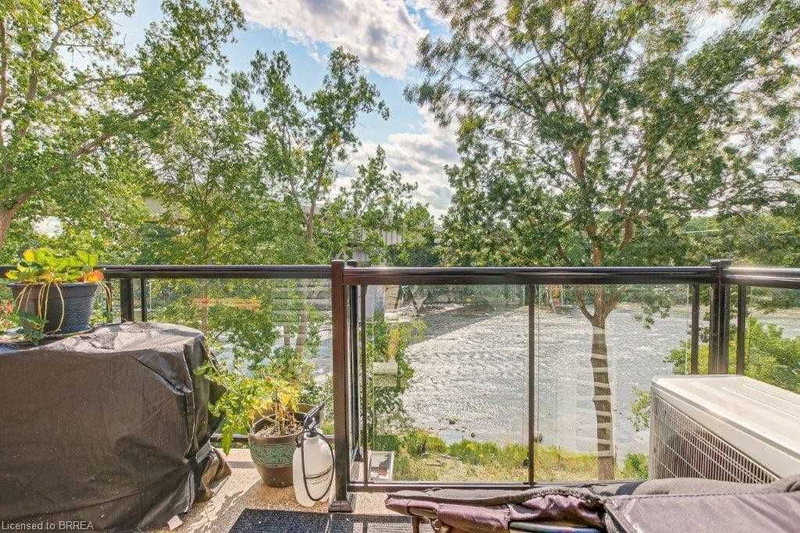 11 - 2 Willow St, Brant, N3L 0C6 | Image 3