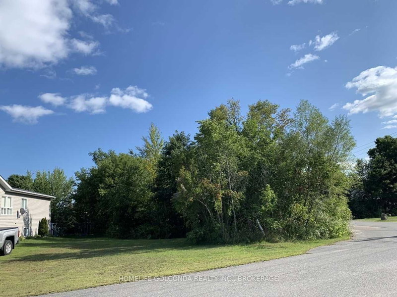 195 Nelson St, Gravenhurst, P1P 1K7 | Image 2