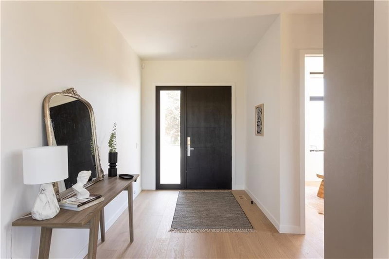 70 Upper Mount Albion Rd, Hamilton, L8J 2S1 | Image 3