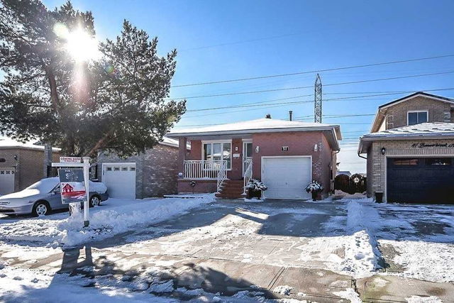 51 Beaverbrook Avenue
