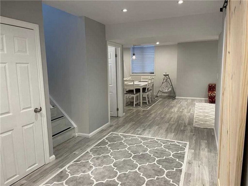 Bsmt - 7 Woodvalley Crt, Hamilton, L9B 0A8 | Image 3