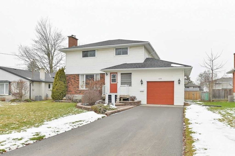 638 Bridge St, Belleville, K8N 1S5 | Image 2
