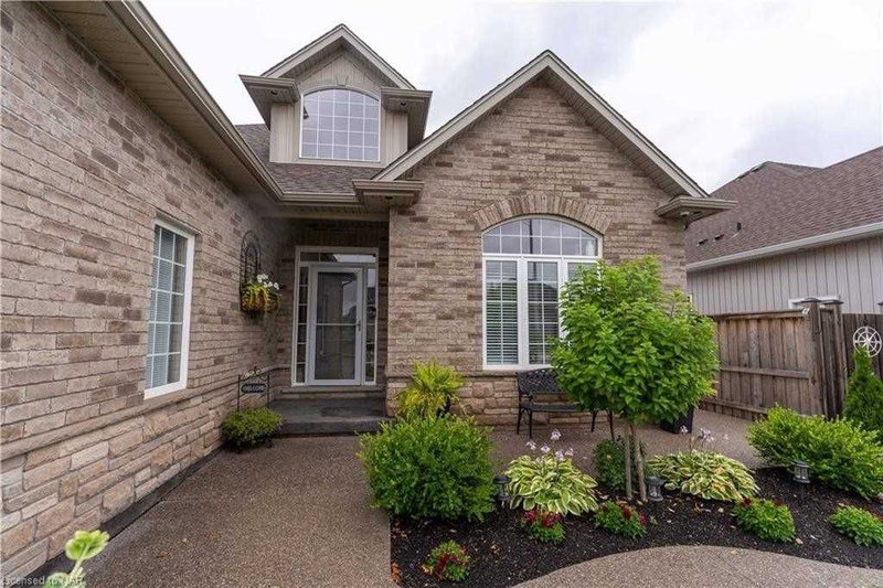 3984 Village Creek Dr, Fort Erie, L0S 1S0 | Image 3