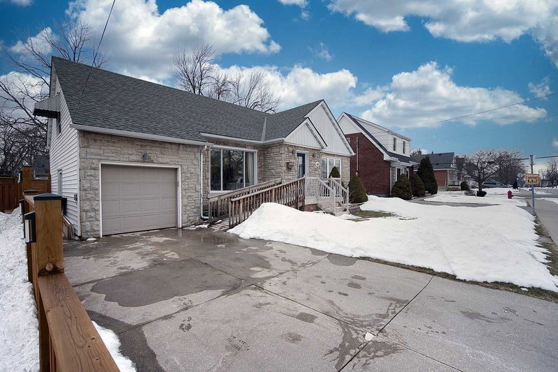 60 West 1st St, Hamilton, L9C 3C3 | Image 2