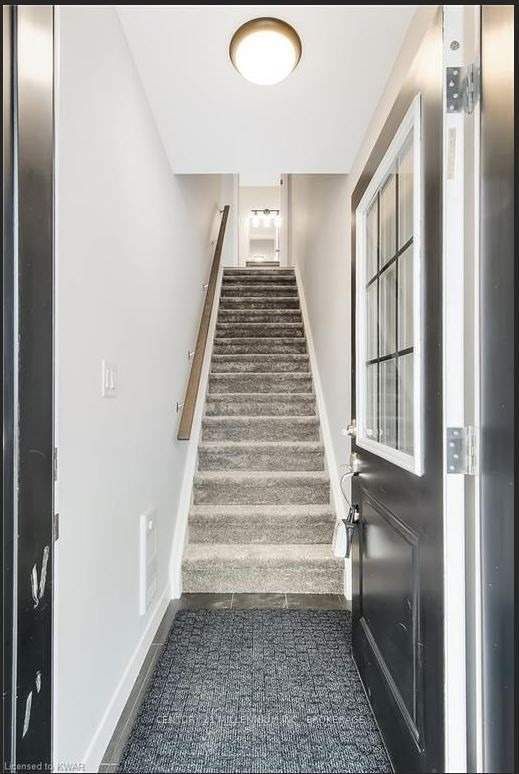 8B - 160 Rochefort St, Kitchener, N2R 1V5 | Image 3