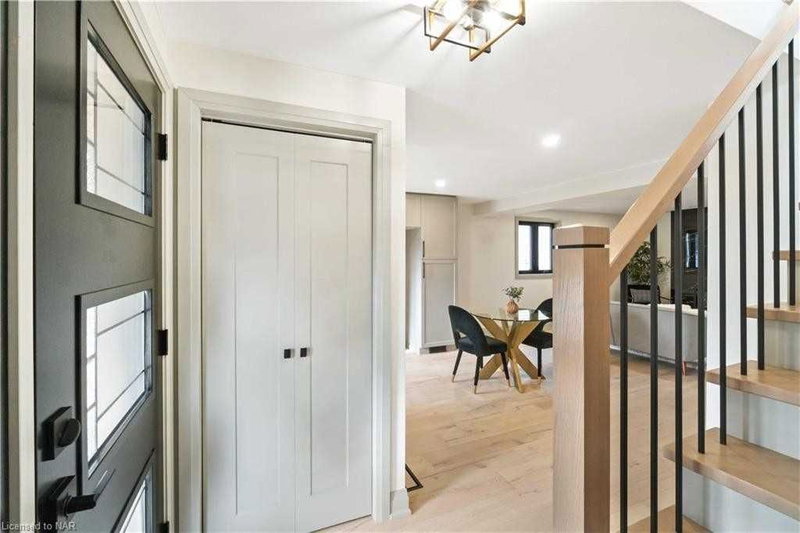 7623 Chorozy St, Niagara Falls, L2H 2P1 | Image 3