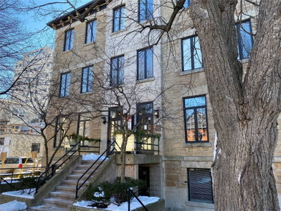 Office sold at 15 Bold Street, Hamilton, Ontario, L8P1T3 - Durand - MLS: X5890577
