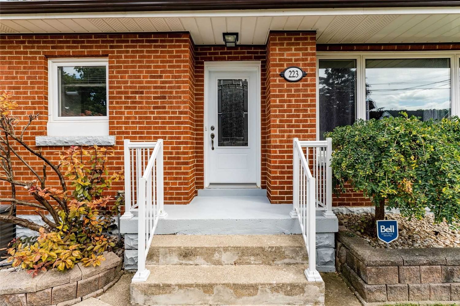 Listing Image 3