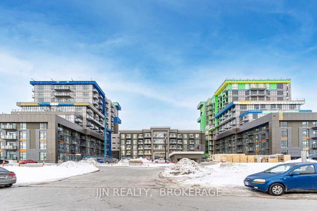 1105 - 450 Dundas Street