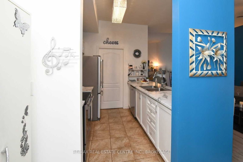 2 - 60 Natalia Ave W, Hamilton, L0R 1W0 | Image 3