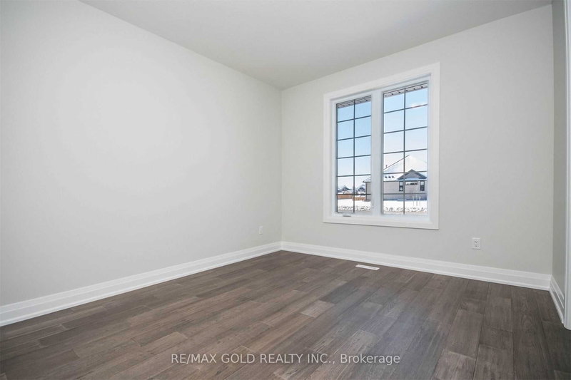 2047 Lockwood Cres, Strathroy-Caradoc, N0L 1W0 | Image 3