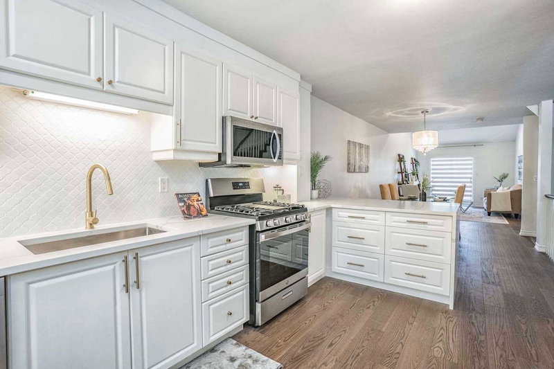 25 - 222 Fellowes Cres, Hamilton, L8B 0R1 | Image 2