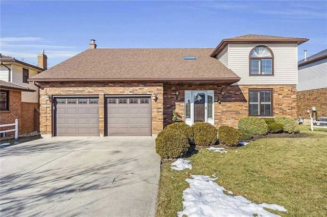 9 Clare Innis Court