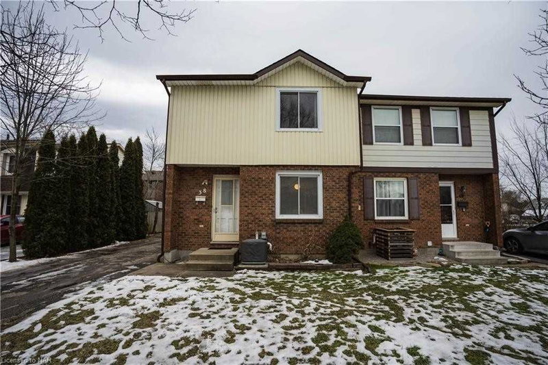 38 Dougherty Cres, Welland, L3C 6A1 | Image 3