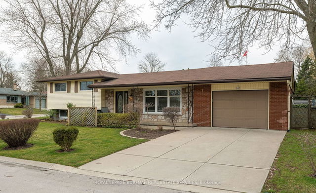 1 Applewood Court