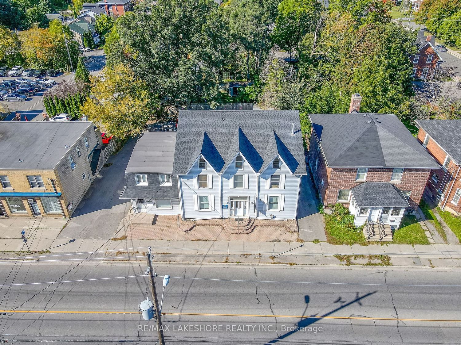 Listing Image 3