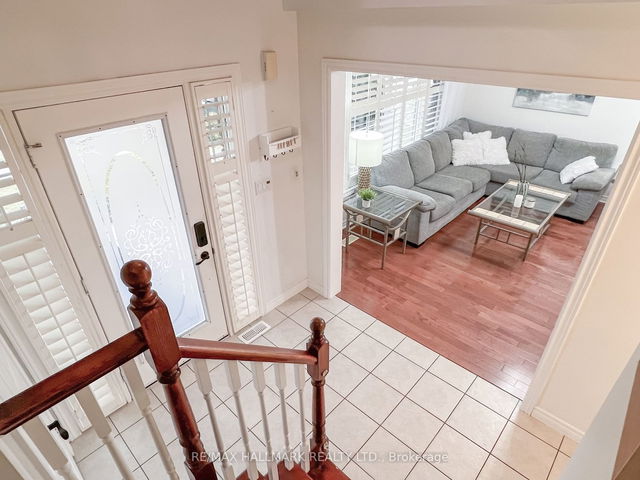 9 Sarah Crescent