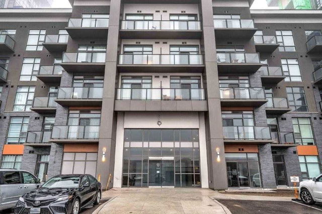 425 - 450 Dundas Street