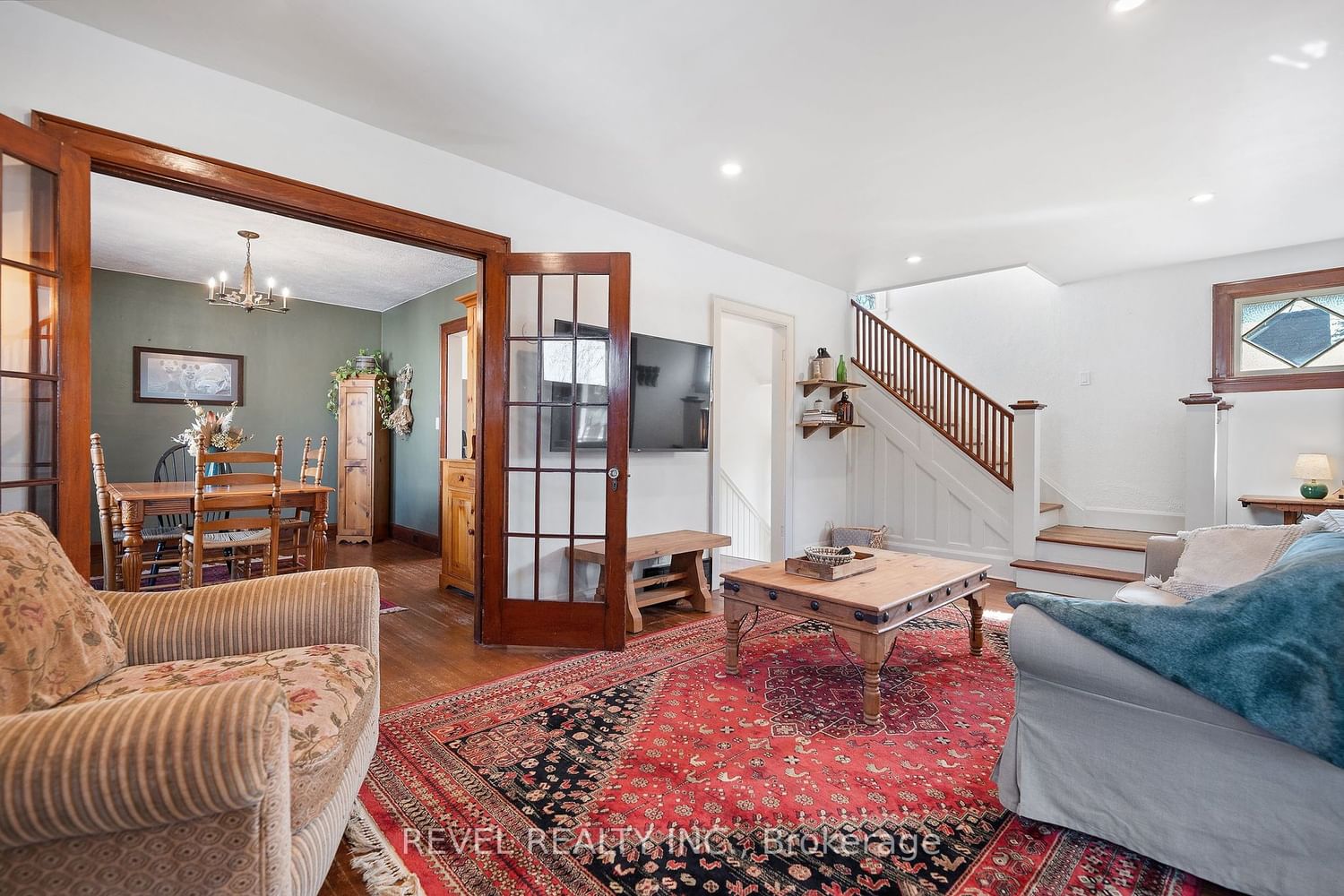 Listing Image 12