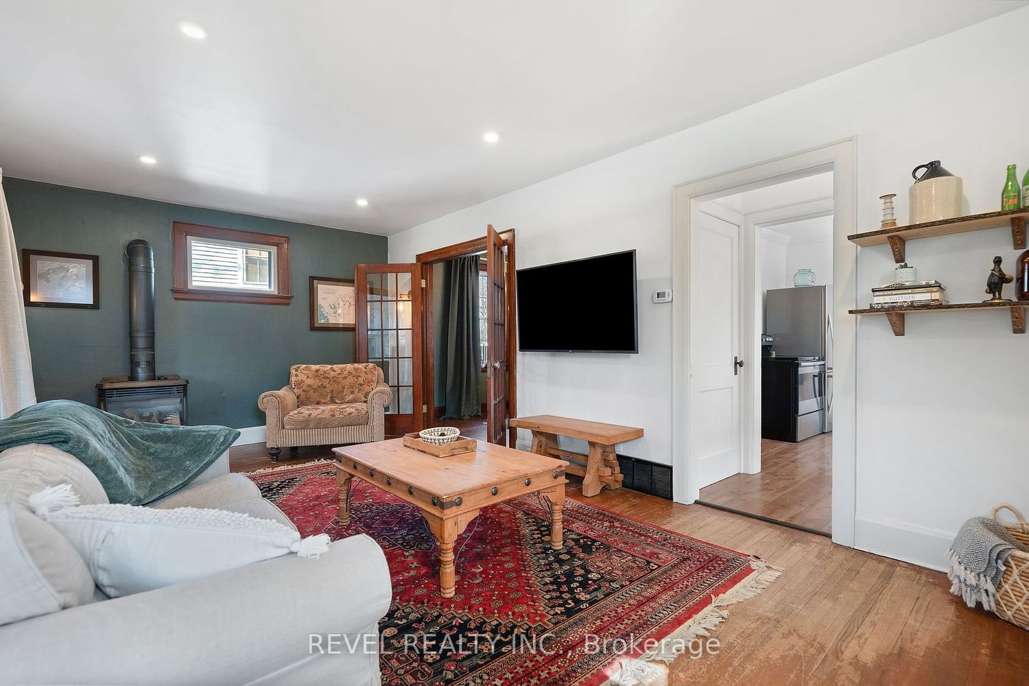 Listing Image 14