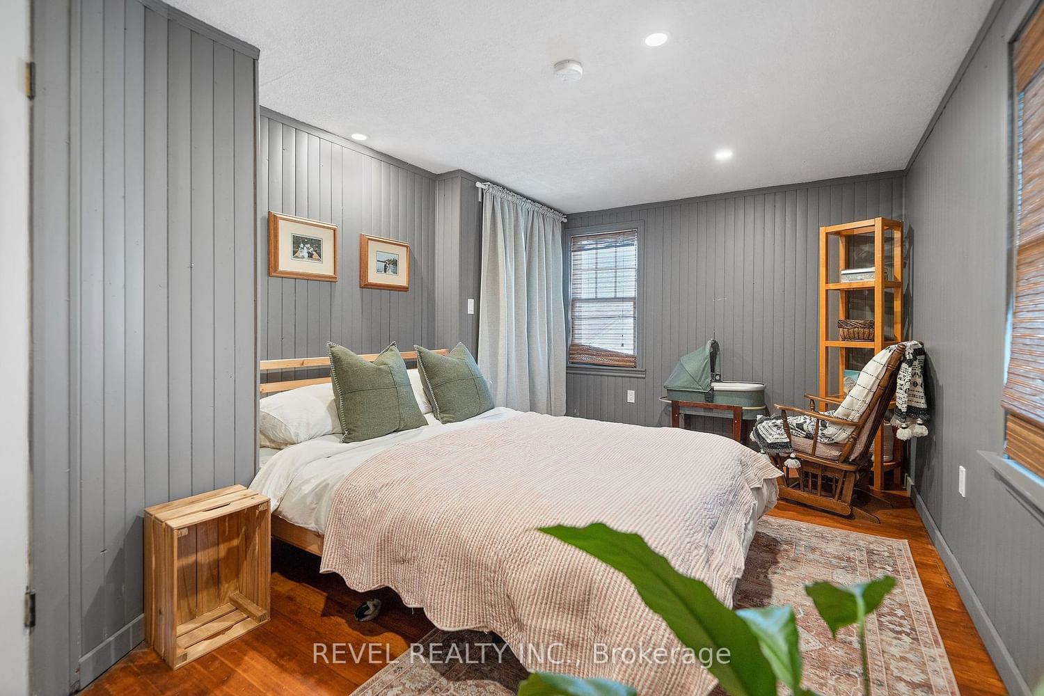 Listing Image 21
