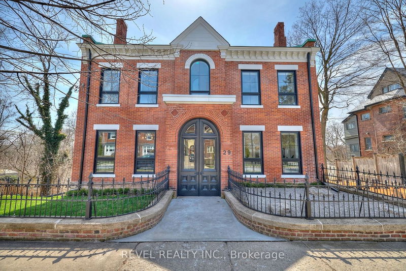29 Yates St, St. Catharines -  image-0-0