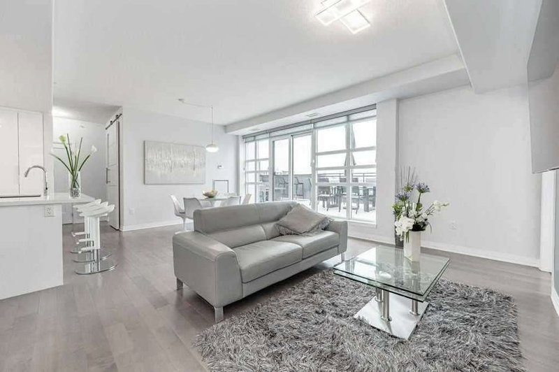 409 - 10 Concord Pl, Grimsby, L3M 0G6 | Image 3