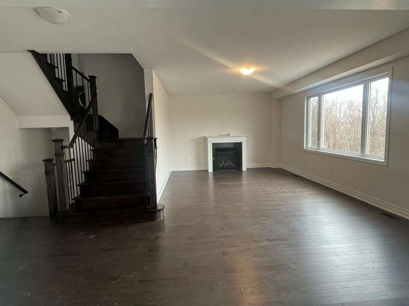 9218 White Oak Ave N, Niagara Falls, L2G 0E9 | Image 3