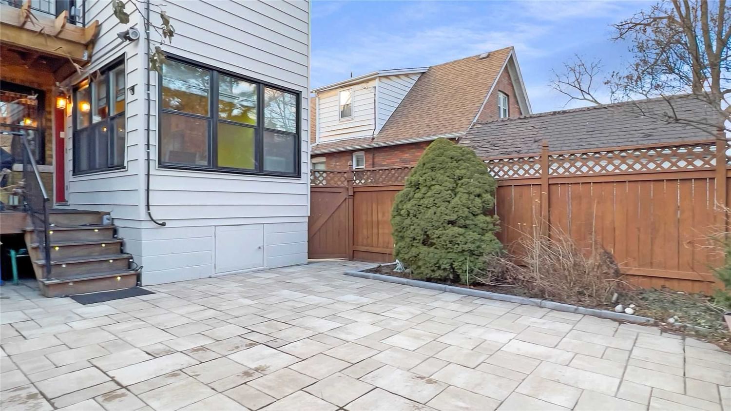 Listing Image 29