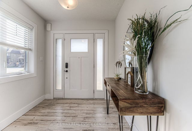 81 Hollybrook Trail