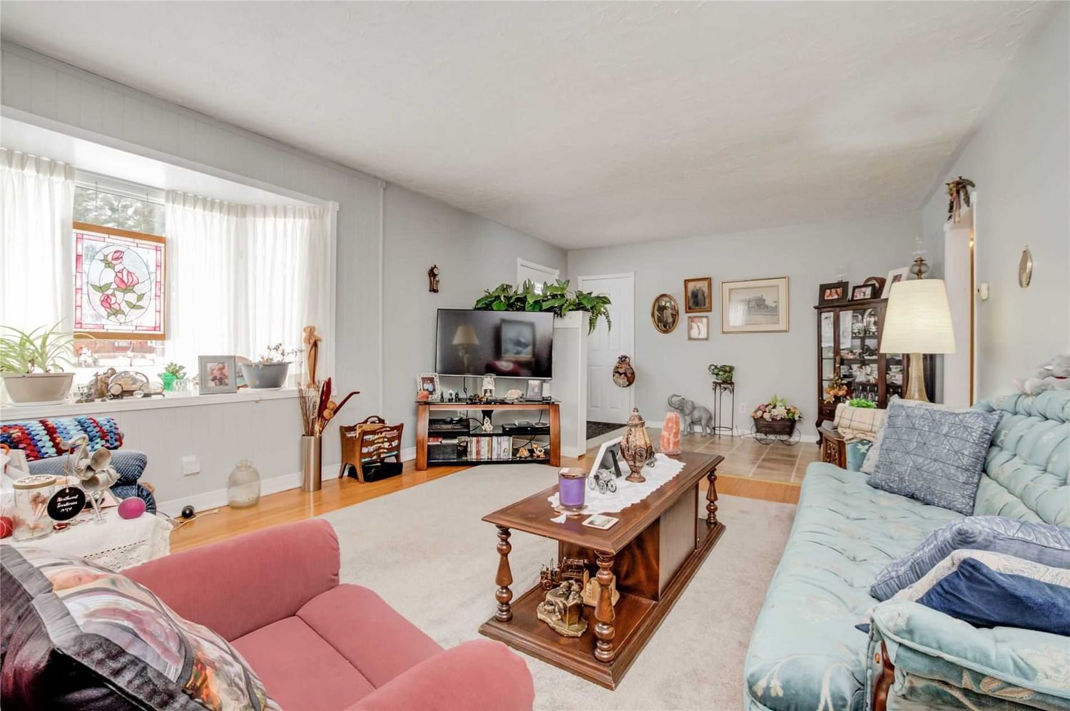 Listing Image 7