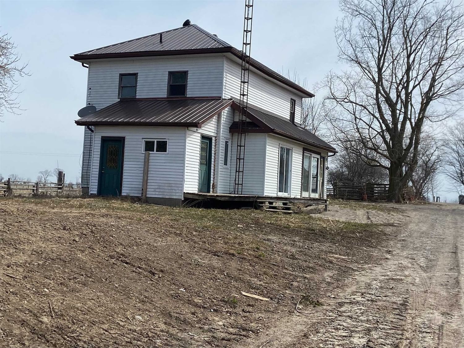 Listing Image 1
